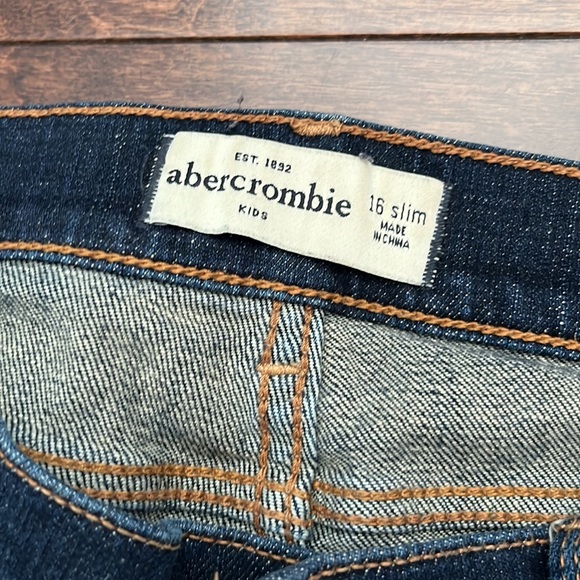 Abercrombie Kids skinny jeans. Dark blue. Size 16 slim - Picture 3 of 4